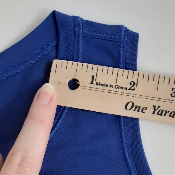 Lululemon Midnight Blue Sports Tank Top Womens 2 Racerback Athleisure Training - Picture 8 of 8
